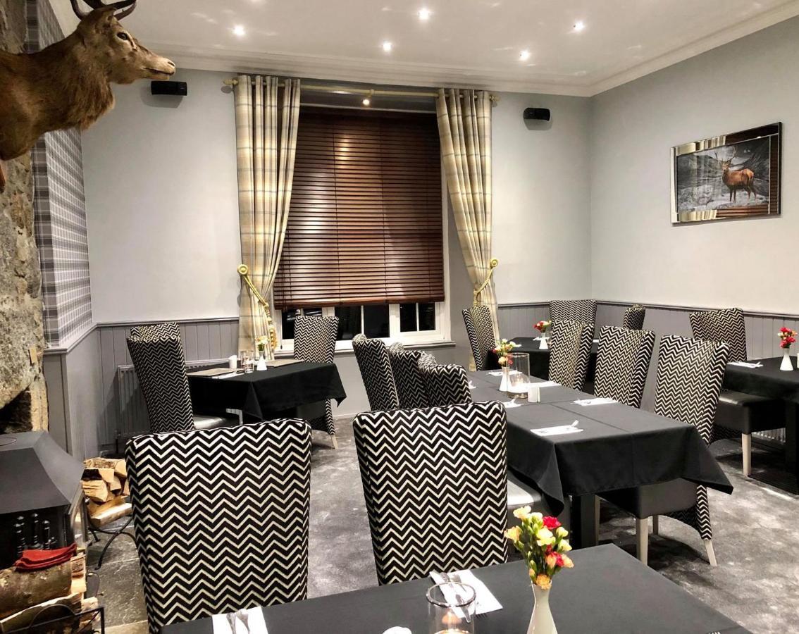 Haughton Arms Hotel Alford  Extérieur photo